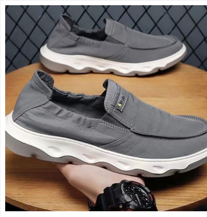Men’s Ash Sprint Shoe – Size 44 Exclusive